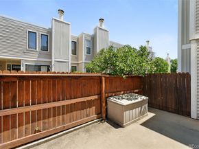 1050 S Monaco Parkway 125, Denver CO 80224