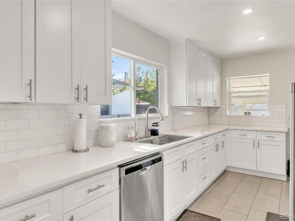 1395 Dayton Street, Aurora CO 80010