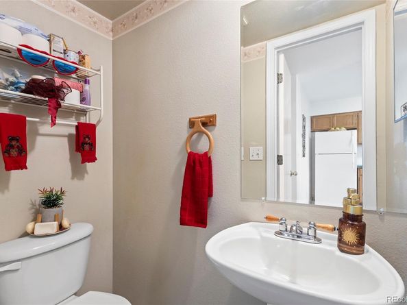 Undisclosed Address #3091252, Longmont CO 80501
