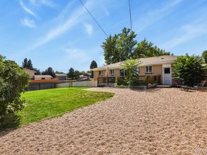 1092 S Iris Street, Lakewood CO 80226