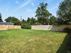 1092 S Iris Street, Lakewood CO 80226