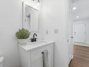 2258 S Nome Court, Aurora CO 80014