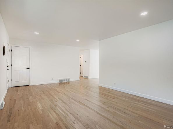 7077 Dudley Drive, Arvada CO 80004