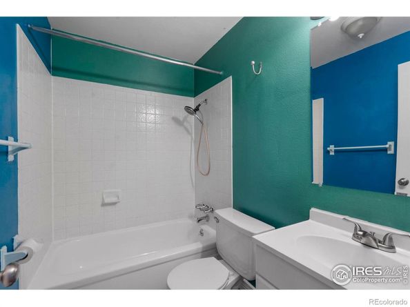 225 E 8th Avenue 20, Longmont CO 80504