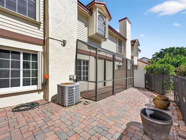11648 NW 19th Dr 11648, Coral Springs FL 33071