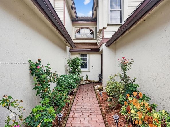 11648 NW 19th Dr 11648, Coral Springs FL 33071