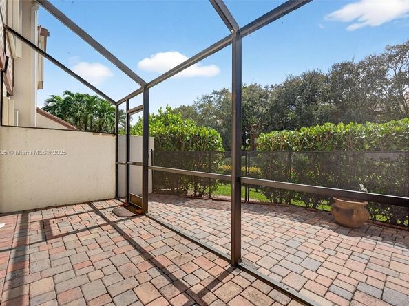 11648 NW 19th Dr 11648, Coral Springs FL 33071