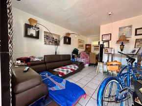 2013 Washington Ave, Opa-Locka FL 33054