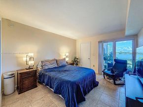 2647 NW 33rd St 2306, Oakland Park FL 33309