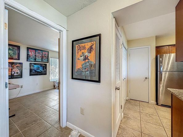 2647 NW 33rd St 2306, Oakland Park FL 33309