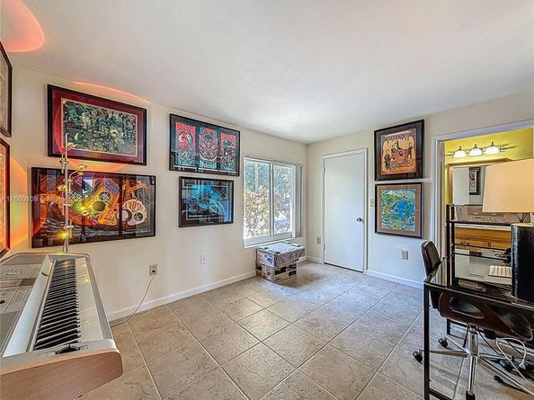 2647 NW 33rd St 2306, Oakland Park FL 33309