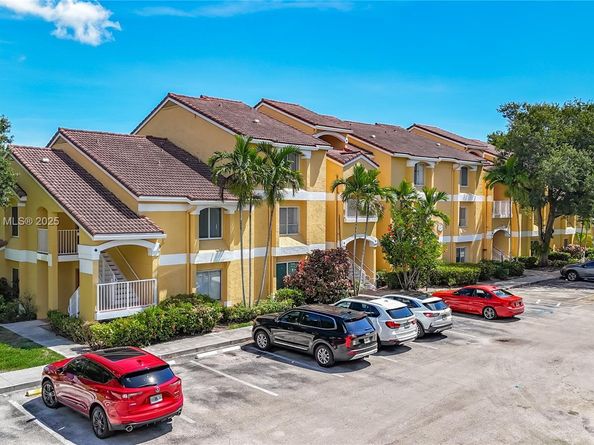 2647 NW 33rd St 2306, Oakland Park FL 33309