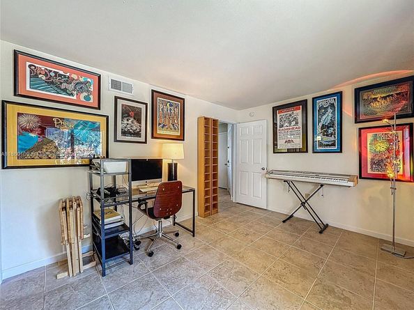 2647 NW 33rd St 2306, Oakland Park FL 33309
