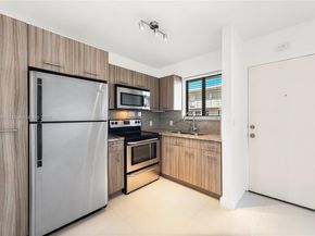 2924 Day Ave N311, Miami FL 33133