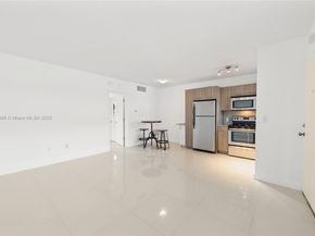 2924 Day Ave N311, Miami FL 33133