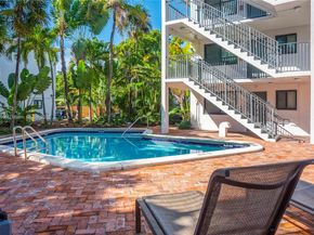 2924 Day Ave N311, Miami FL 33133