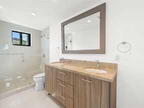 2924 Day Ave N311, Miami FL 33133