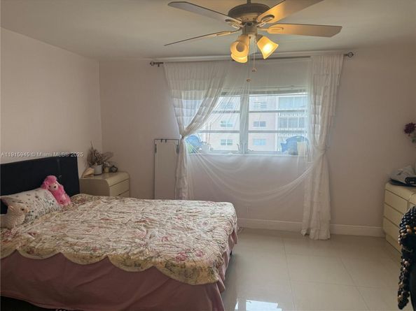 319 NE 14th Ave 603, Hallandale Beach FL 33009