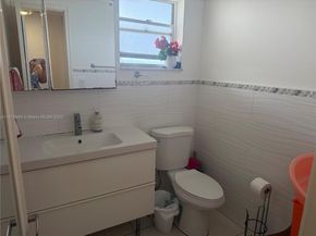 319 NE 14th Ave 603, Hallandale Beach FL 33009