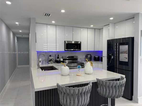 729 E 23rd St, Hialeah FL 33013