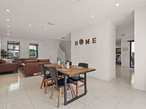 10371 NW 10th St, Miami FL 33172