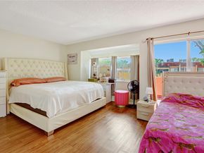 13731 SW 84th St B, Miami FL 33183