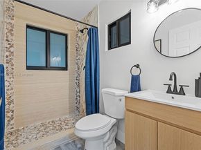 742 NW 70th St, Miami FL 33150