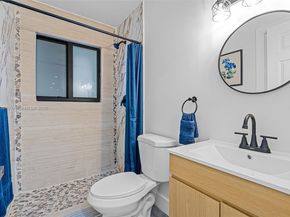 742 NW 70th St, Miami FL 33150