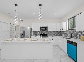 742 NW 70th St, Miami FL 33150