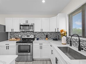 742 NW 70th St, Miami FL 33150