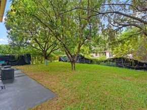 742 NW 70th St, Miami FL 33150