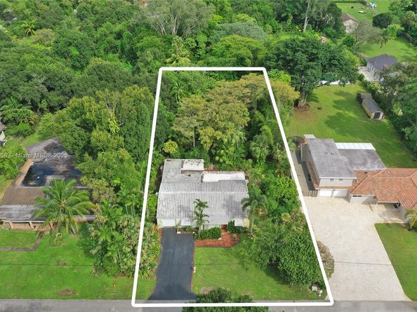332 Bayberry Dr, Plantation FL 33317