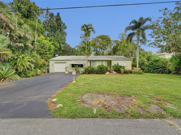 332 Bayberry Dr, Plantation FL 33317