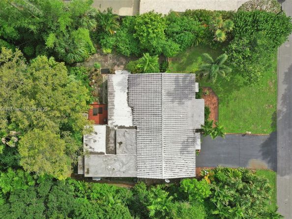 332 Bayberry Dr, Plantation FL 33317