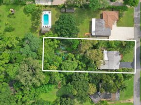 332 Bayberry Dr, Plantation FL 33317