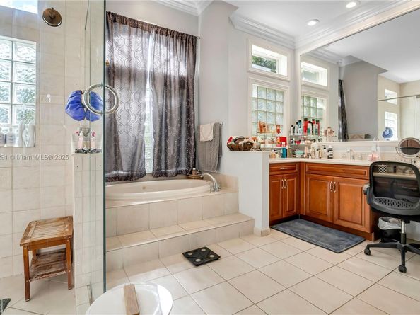 4166 SW 190th Ave, Miramar FL 33029