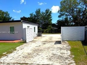 15825 E Bunche Park Dr, Miami Gardens FL 33054