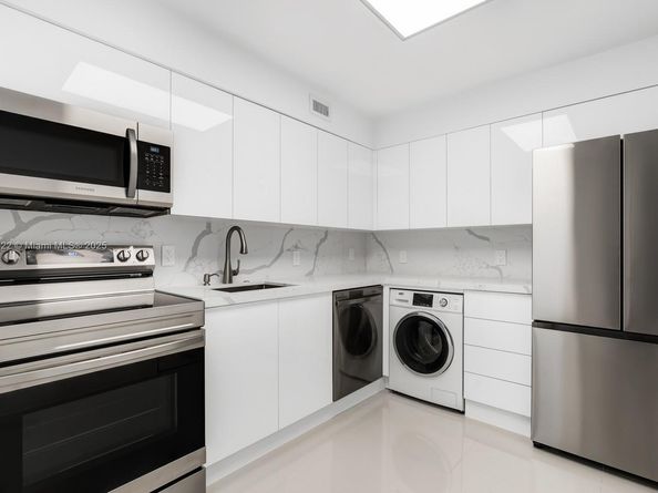 6770 Indian Creek Dr 10E, Miami Beach FL 33141