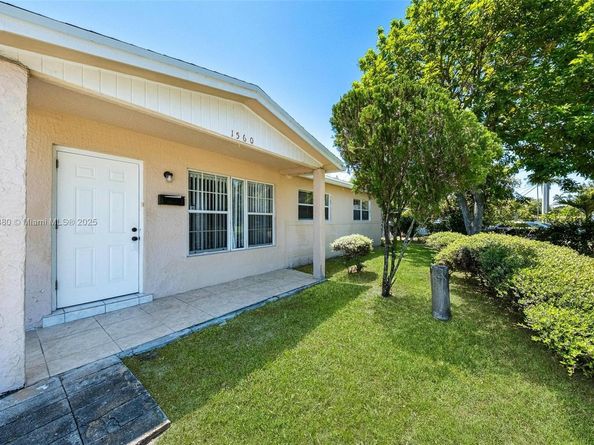 1560 NW Sunset Strip, Sunrise FL 33313