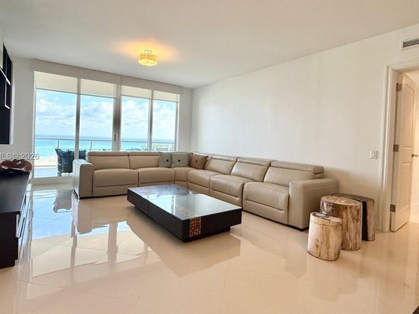 2700 N Ocean Dr 902B, Singer Island FL 33404