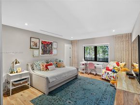 2152 Prairie Ave, Miami Beach FL 33139