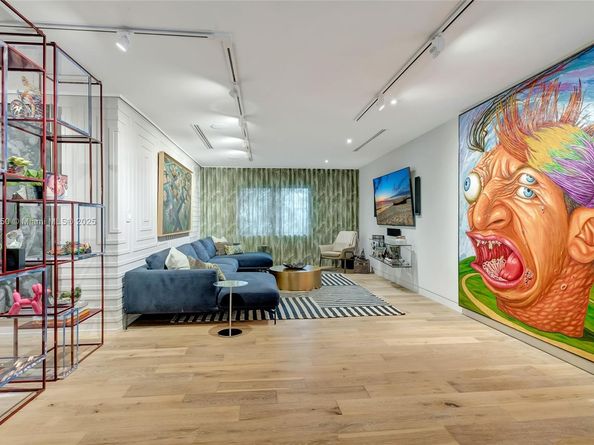 2152 Prairie Ave, Miami Beach FL 33139