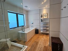 2152 Prairie Ave, Miami Beach FL 33139