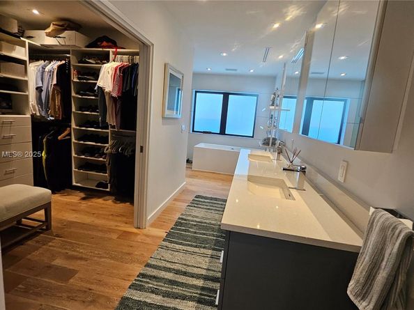 2152 Prairie Ave, Miami Beach FL 33139