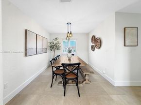 15863 SW 55th Ter, Miami FL 33185
