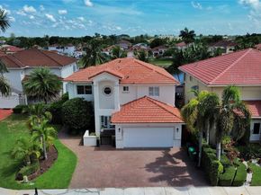 15863 SW 55th Ter, Miami FL 33185