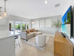 15863 SW 55th Ter, Miami FL 33185