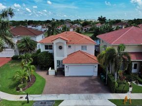 15863 SW 55th Ter, Miami FL 33185