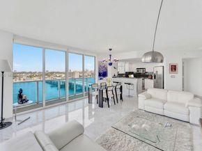 1881 79th St Cswy 1002, North Bay Village FL 33141