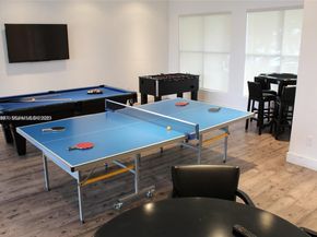 4360 NW 107th Ave 207, Doral FL 33178